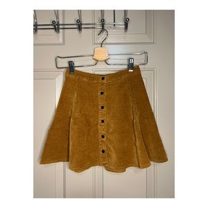 🤎 Brandy Melville Cognac Brown Corduroy Style Button Up Mini Skirt 🤎